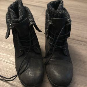 Combats boots